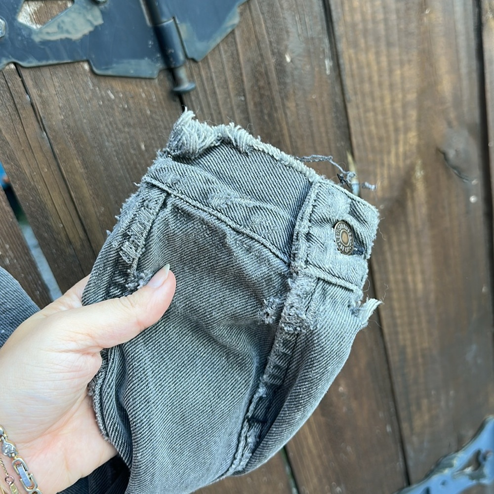 Levi's Vintage Thrashed Gray Denim Jacket - Picture 7 of 12